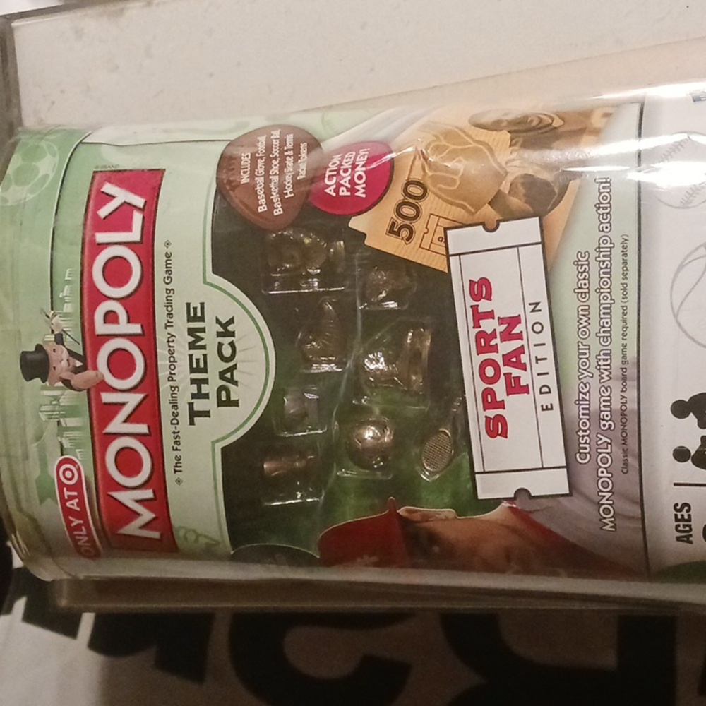 Monopoly licensed at Target Sports Fan Edition Theme Pack